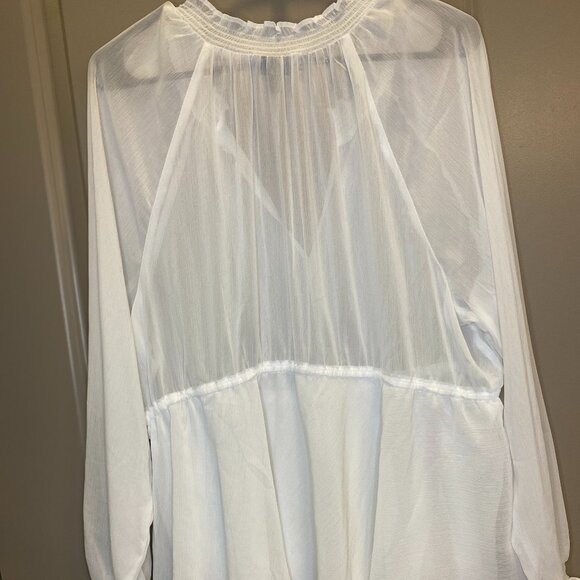 Torrid Crinkle Chiffon Drawstring Blouse - Size 2 - Picture 3 of 7